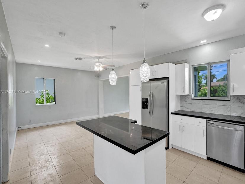 Picture of 3431 Jackson Blvd, Fort Lauderdale FL 33312