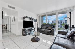 Picture of 8045 NW 7Th St # 2301, Miami, FL 33126