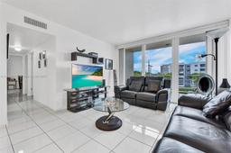 Picture of 8045 NW 7Th St # 2301, Miami, FL 33126