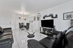 Picture of 8045 NW 7Th St # 2301, Miami, FL 33126