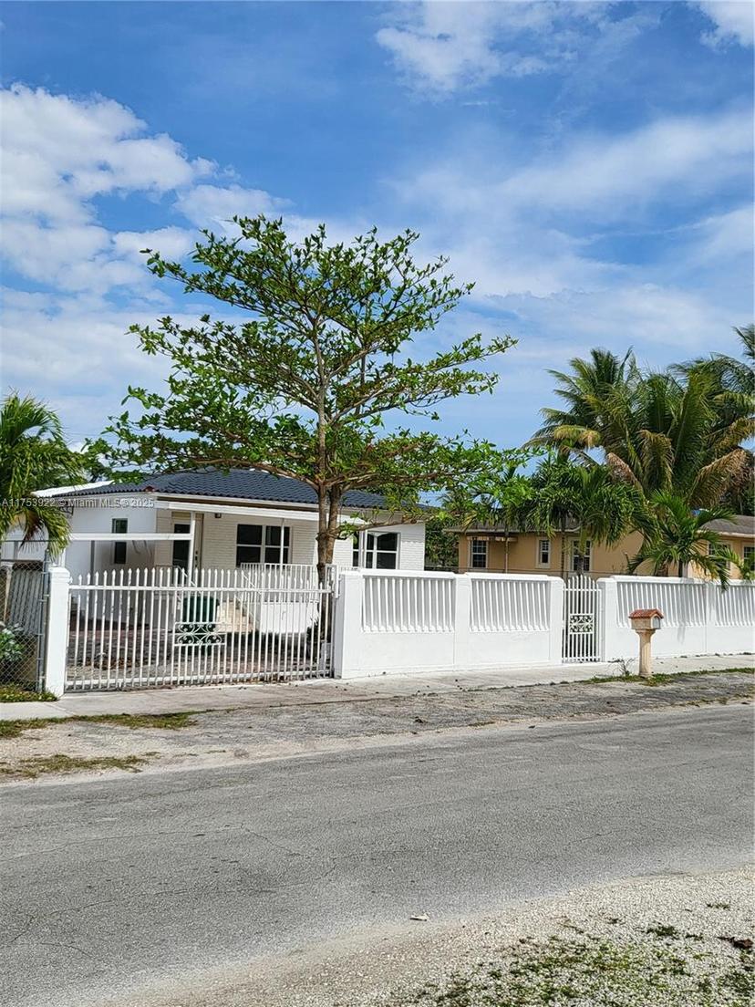 Picture of 1169 NW 114Th St, Miami FL 33168