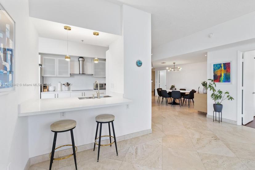 Picture of 5970 Indian Creek Dr # 504, Miami Beach FL 33140