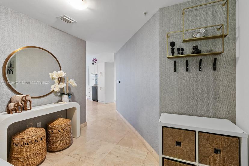 Picture of 5970 Indian Creek Dr # 504, Miami Beach FL 33140