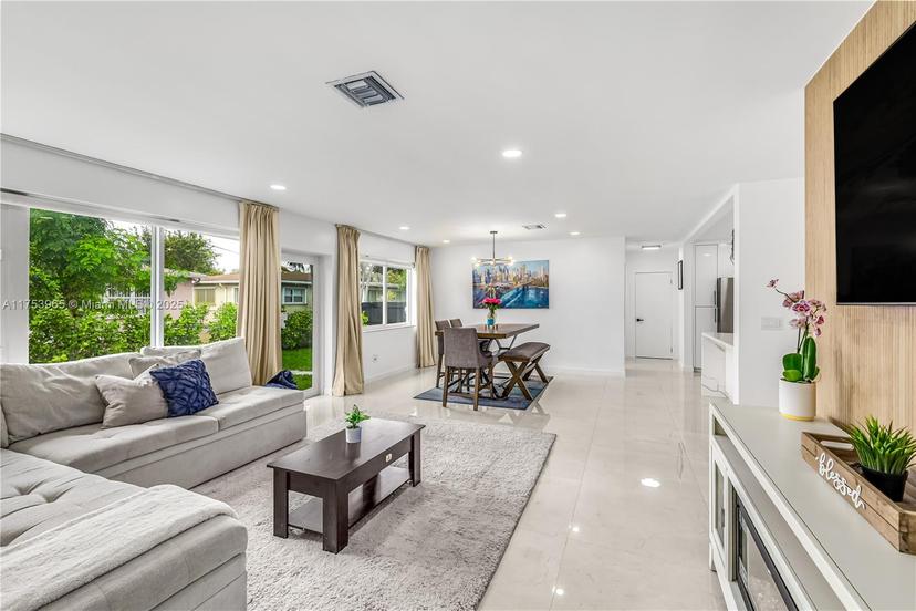 Picture of 13230 NE Miami Ct, North Miami FL 33161