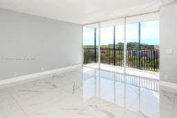 Picture of 20301 W Country Club Dr # 1221, Aventura, FL 33180
