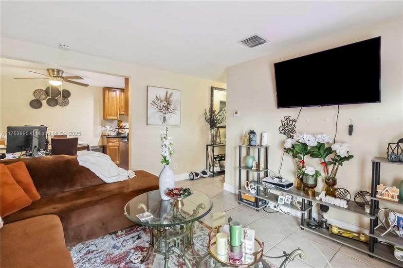 Picture of 5615 Simms St, Hollywood FL 33021