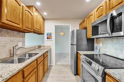 Picture of 400 N Riverside Dr # 201, Pompano Beach, FL 33062