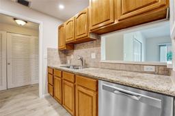 Picture of 400 N Riverside Dr # 201, Pompano Beach, FL 33062