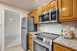 Picture of 400 N Riverside Dr # 201, Pompano Beach, FL 33062