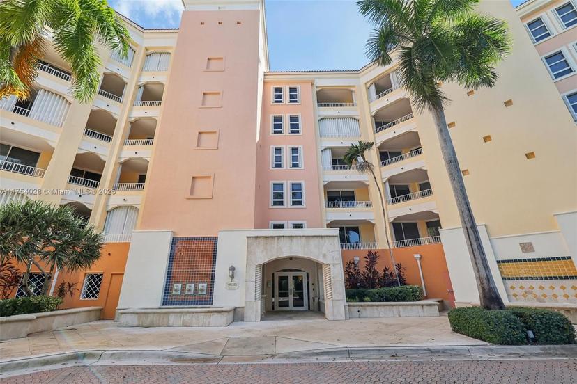 Picture of 723 Crandon Blvd # 206, Key Biscayne FL 33149