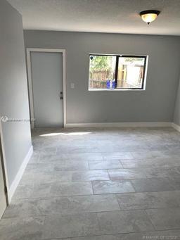 Picture of 958 NW 24Th Ave, Fort Lauderdale, FL 33311