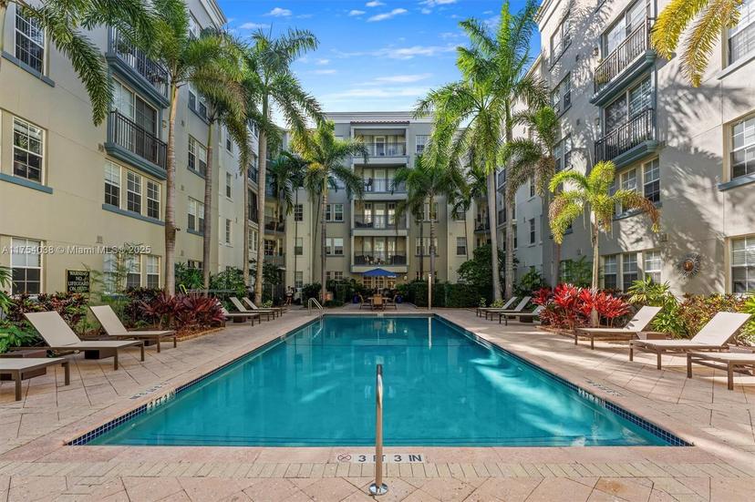 Picture of 533 NE 3Rd Ave # 304, Fort Lauderdale FL 33301