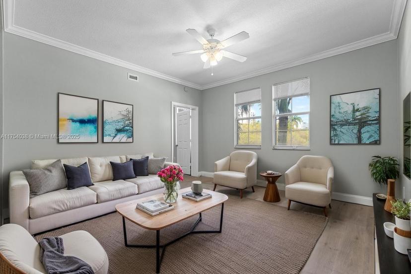 Picture of 533 NE 3Rd Ave # 304, Fort Lauderdale FL 33301