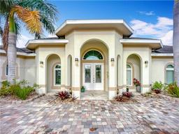 Picture of 7684 County Rd 78, La Belle, FL 33935