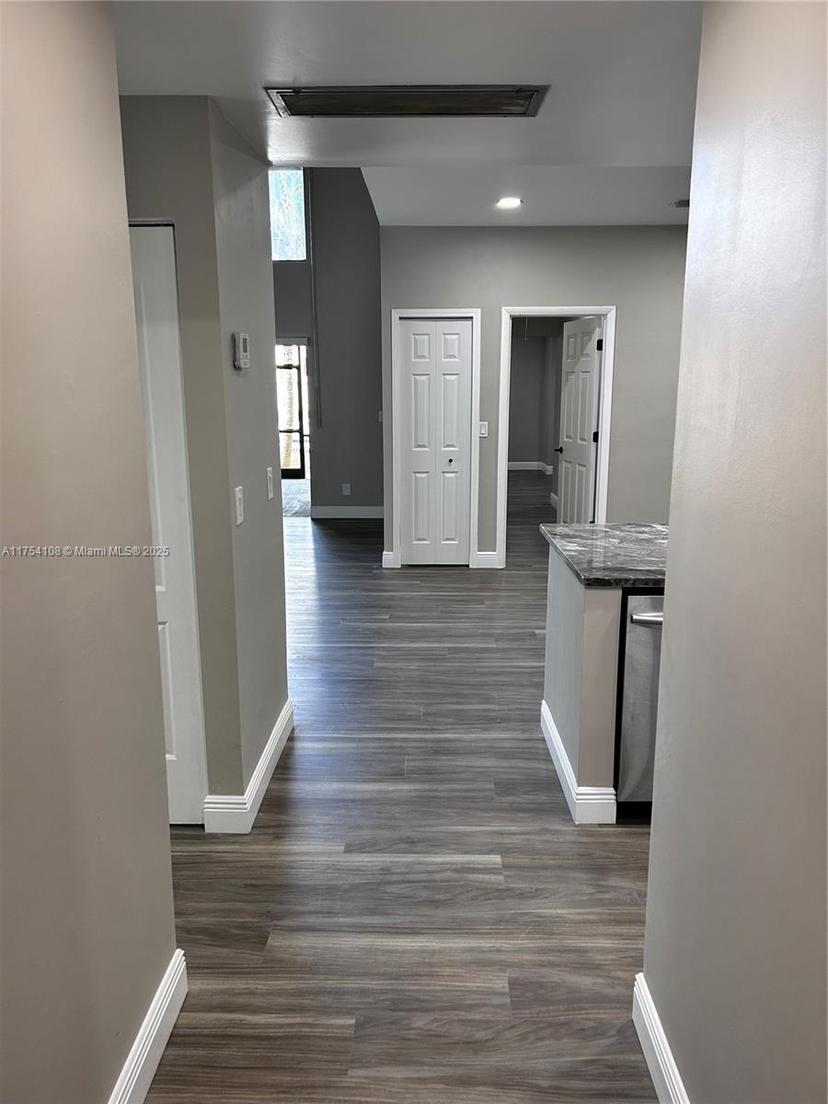 Picture of 1640 NW 93Rd Ave # 306, Pembroke Pines FL 33024