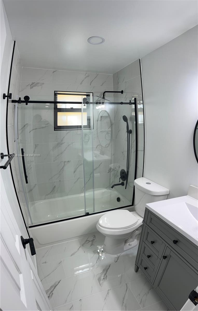 Picture of 1640 NW 93Rd Ave # 306, Pembroke Pines FL 33024