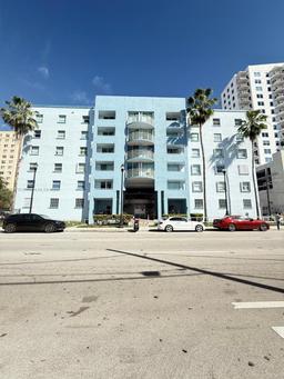 Picture of 501 SW 1St St # 208, Miami, FL 33130