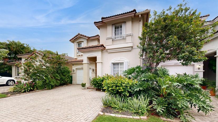 Picture of 6861 NW 107Th Ct, Doral FL 33178