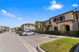 Picture of 10621 W 33Rd Ln # 10621, Hialeah, FL 33018