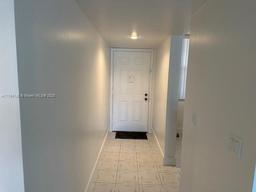 Picture of 1524 Whitehall Dr # 102, Davie, FL 33324