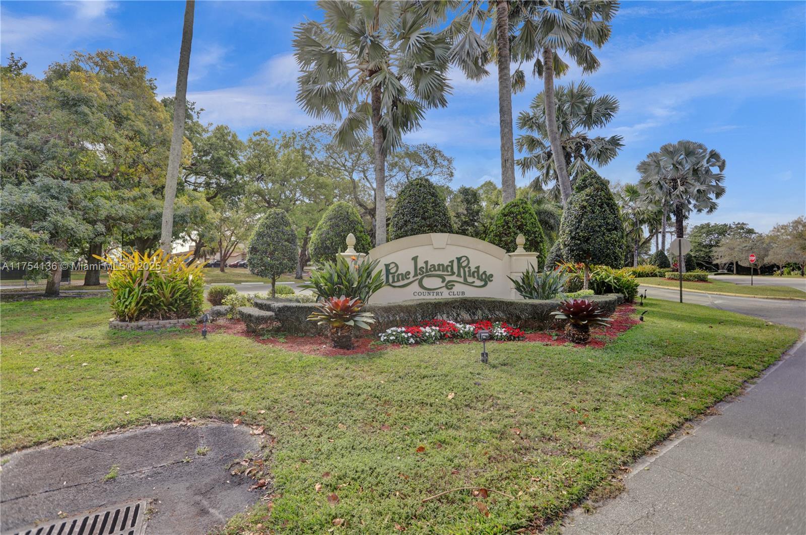 Picture of 1524 Whitehall Dr # 102, Davie, FL 33324