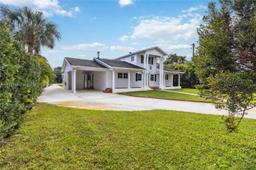 Picture of 740 E Country Club Cir, Plantation, FL 33317
