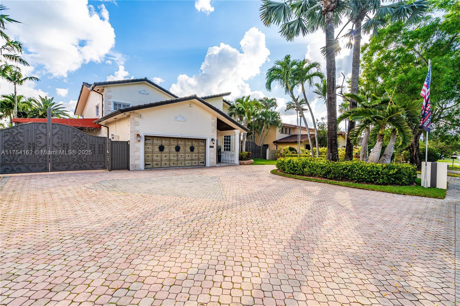 Picture of 10298 NW 130Th St, Hialeah Gardens, FL 33018
