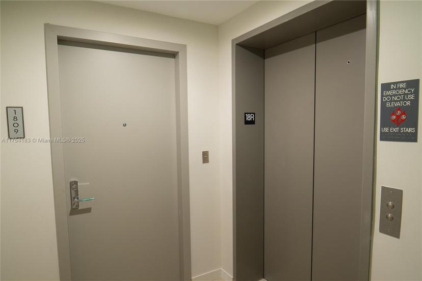 Picture of 488 NE 18 St # 1809, Miami FL 33132