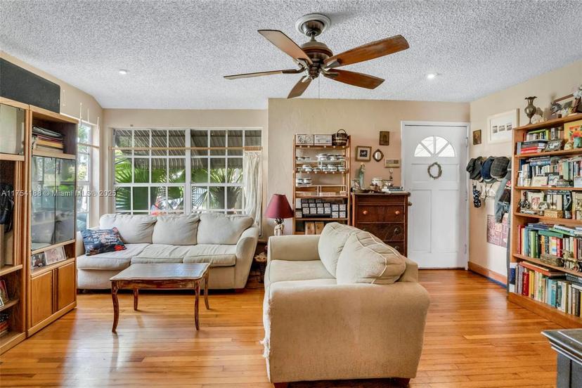 Picture of 4100 SW 61St Ave, South Miami FL 33155