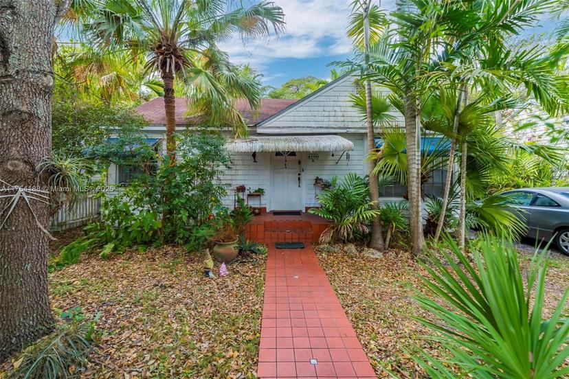 Picture of 4100 SW 61St Ave, South Miami FL 33155