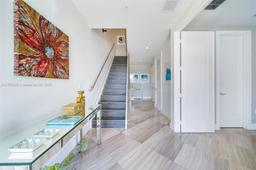 Picture of 10563 NW 66Th St, Doral, FL 33178