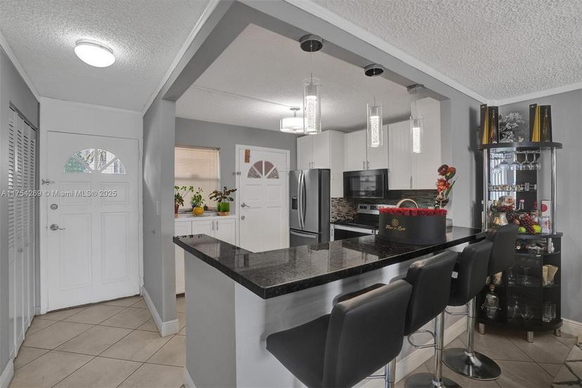 Picture of 3750 NE 170Th St # 300, North Miami Beach FL 33160