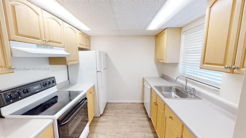 Picture of 300 Ocean Drive # 22, Key Largo FL 33037
