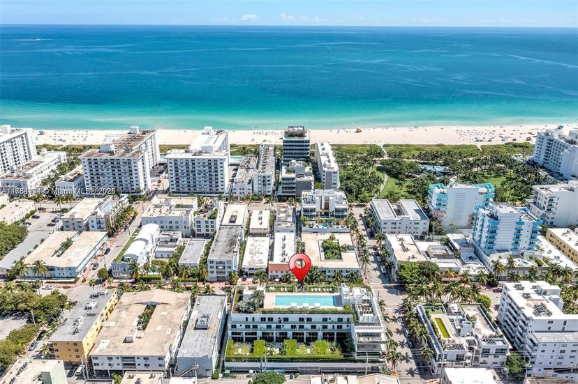 Picture of 300 E Collins Ave # 2D, Miami Beach FL 33139