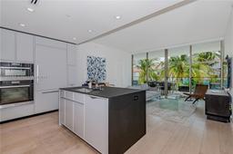 Picture of 300 E Collins Ave # 2D, Miami Beach, FL 33139