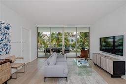 Picture of 300 E Collins Ave # 2D, Miami Beach, FL 33139