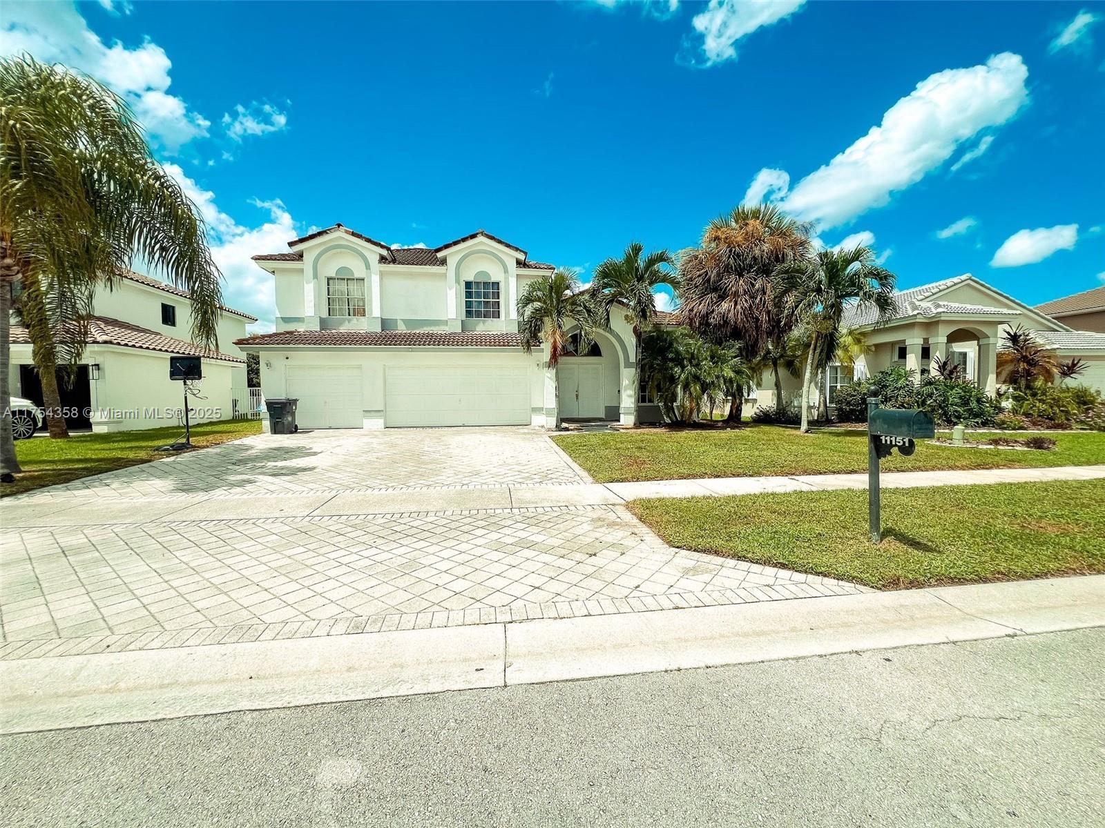 Picture of 11151 Nantucket Bay Ct, Wellington, FL 33414