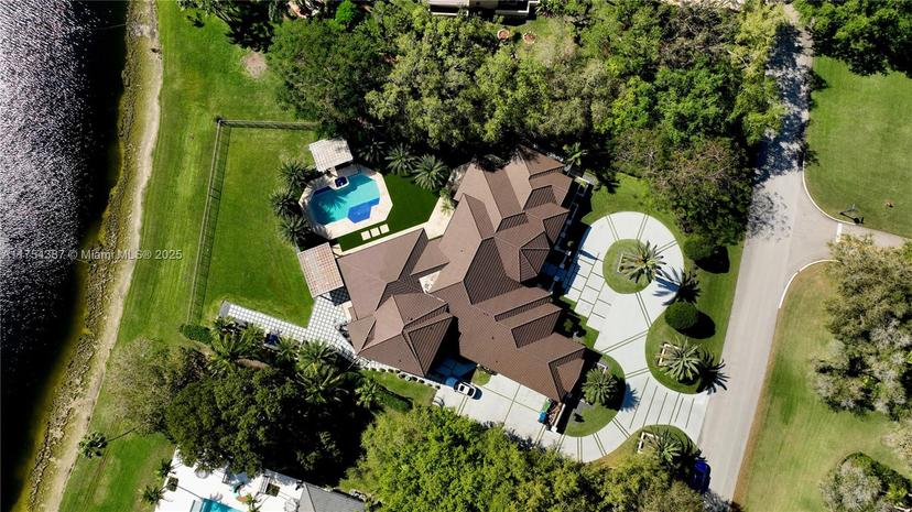 Picture of 2980 Windmill Ranch Rd, Weston FL 33331