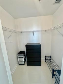 Picture of 1111 SW 1St Ave # 3223, Miami, FL 33130