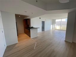 Picture of 18800 NE 29Th Ave # 417, Aventura, FL 33180