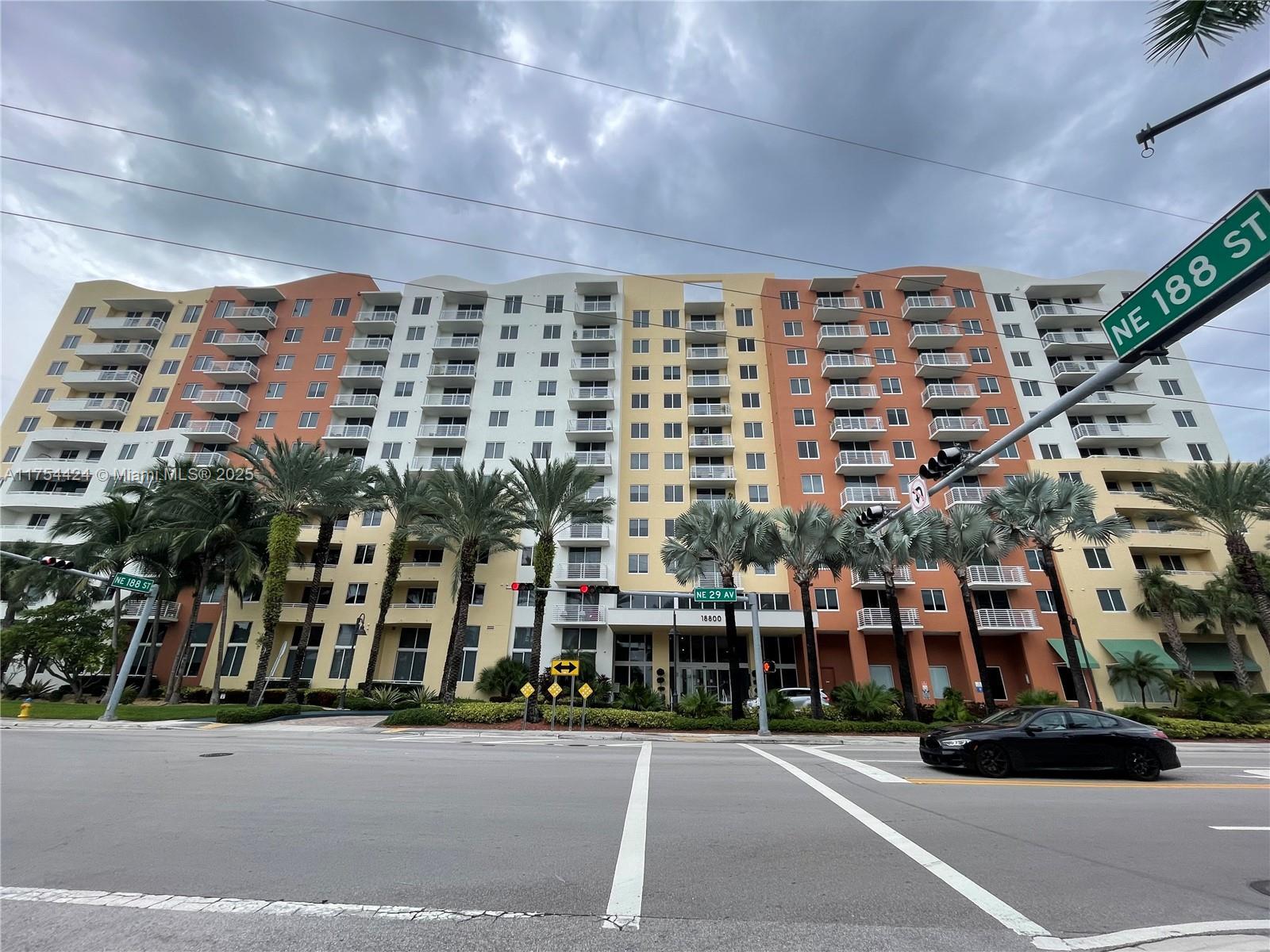 Picture of 18800 NE 29Th Ave # 417, Aventura, FL 33180