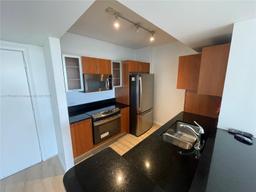 Picture of 18800 NE 29Th Ave # 417, Aventura, FL 33180