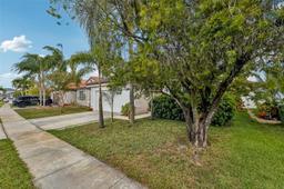 Picture of 18025 SW 13Th St, Pembroke Pines, FL 33029
