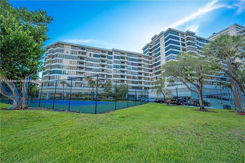 Picture of 500 Three Islands Blvd # 109, Hallandale Beach FL 33009