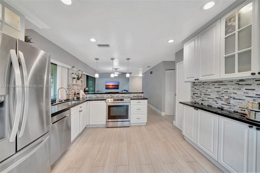 Picture of 13456 SW 108Th St Cir N, Miami FL 33186