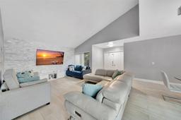 Picture of 13456 SW 108Th St Cir N, Miami, FL 33186