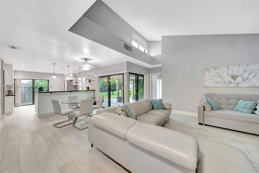 Picture of 13456 SW 108Th St Cir N, Miami FL 33186