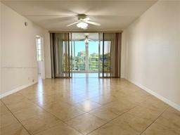Picture of 1920 Sabal Palm Dr # 402, Davie, FL 33324