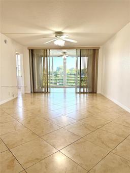 Picture of 1920 Sabal Palm Dr # 402, Davie, FL 33324