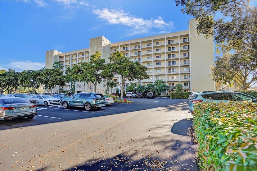 Picture of 7260 Kinghurst Dr # 604, Delray Beach FL 33446